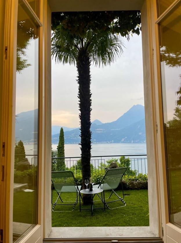 Villa Gina Варенна Экстерьер фото